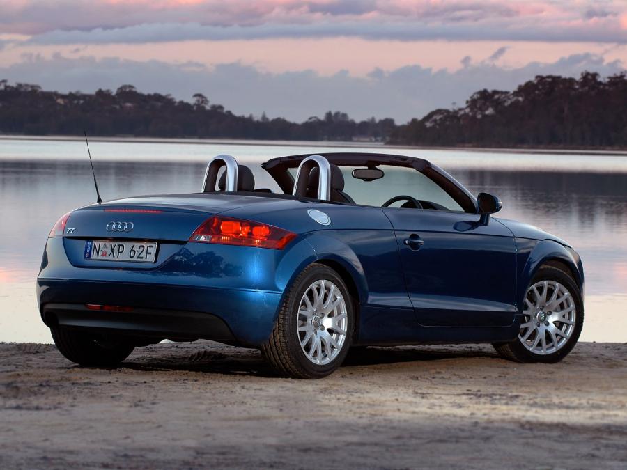  Audi TT Roadster (8J) 2007 года  (AU) (фото 18 из 26)